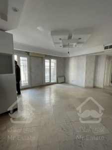 ۷۲ متر ۲ خواب ۳ طرف نورگیر بدون مشرف