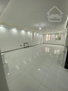 فروش ۱۲۳ متری ۳ خواب  ۲ پارکینگ سندی چهارباغ غربی