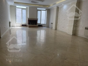 آ‌پارتمان ۱۴۵متری برای اجاره در فرمانیه