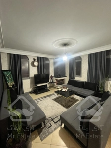 ۸۴ متر،دو خوابه،تمیز،سالن بزرگ