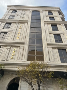 فروش ۵ واحد مسکونی ۲ واحد تجاری یکجا