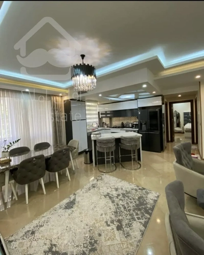 فروش آپارتمان ۸۳ متر خوش‌نقشه در فردوس