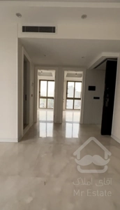 فروش اپارتمان مسکونی دنج و ۲ باب مغازه یکجا