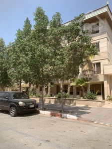 فروش مجتمع نارگون یکخواب ۶۰متری روبه خیابان اصلی بازسازی شده