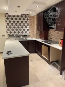 90 متر قلهک / یخچال