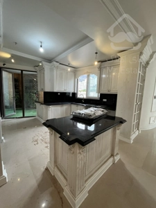 ۱۸۵ متر فول فرمانیه ویو مشجر