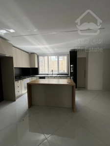 90متر۲خواب فول نور مستقیم