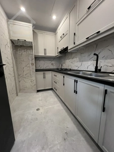 فروش واحد اداری ۱۶۹ متری در رونیکا پالاس پونک