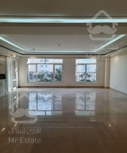 195 متر کلید نخورده قلب فرمانیه