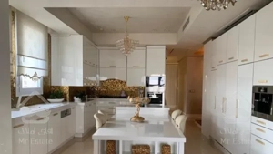 فروش قلهک 165 متر لوکیشن خلوت