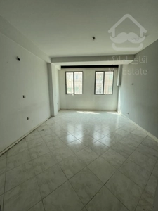 فروش فوری اپارتمان دو خوابه طبقه اول در شهرک شقایق