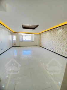 ۱۱۰متر،پذیرایی مربع و‌تالاری قابل چیدمان،شاخه اصلی