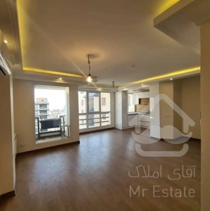 فروش آپارتمان ۸۰ متری ۲ خوابه رو به آفتاب در بلوار فروس