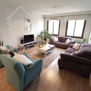 فروش آپارتمان ۸۵ متری ۲ خوابه فول امکانات در آلاله شرقی