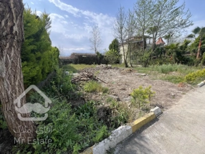 زمین ۳۰۰ متری داخل شهرک