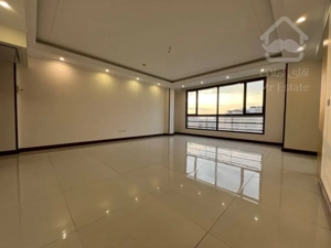 فروش آپارتمان ۱۰۰ متری ۲ خوابه فول امکانات در بهار شمالی