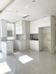 فروش آپارتمان ۷۰ متری ۲ خوابه فول امکانات رو به کوچه در سازمان برنامه