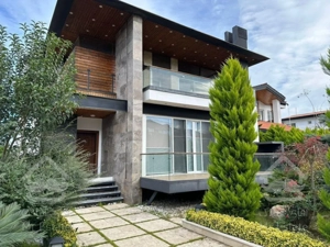 ویلا شهرکی در سیاهرود