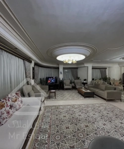 ۱۰۰متر،۳خواب،۳تاپارکینگ در الاله شرقی