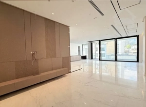 نیاوران ۲۲۰متر ۳پارکینگ سندی