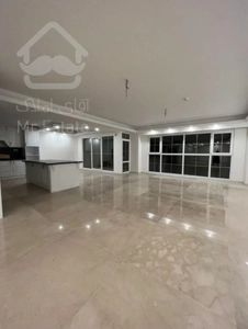 فروش واحد نور مستقیم تاپ لوکیشن زیر قیمت