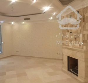 100 متر لوکیشن تاپ پاسداران