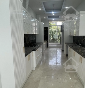 فروش 98 متری در پاسداران فرعی دنج