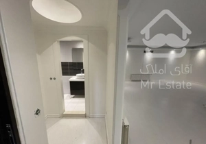 130 متر کلید نخورده * تک واحدی *