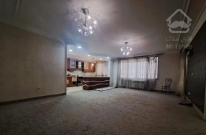 سه خوابه ۱۴۰ متری در مرکز شهر