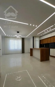 ۶۰م/سالن پرده‌خورِ دلباز با طراحی مدرن