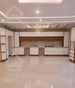 اپارتمان ۱۳۰ متر دو‌ خواب