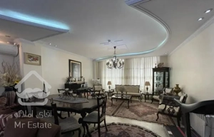 اشرفی تیراژه۱۳۳ متر سه خواب فول