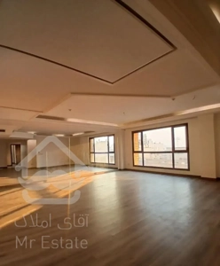 ۱۷۸متر ،غرق نور پاسداران