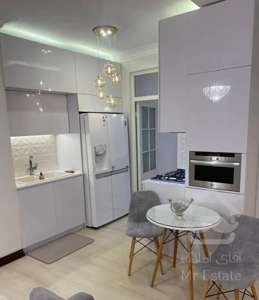 ۶۰ متری ۲ خوابه /جنت‌آباد مرکزی/روبه آفتاب