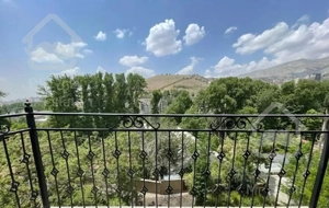 ۱۴۵متردوساله بادوپارکینگ درکه