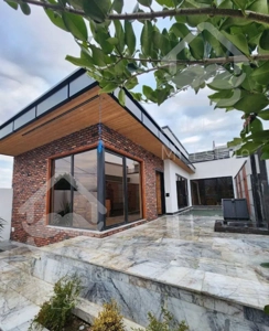 ویلاباغ فلت استخردار۲۵۰مترخوش نقشه سندتکبرگ شهرک