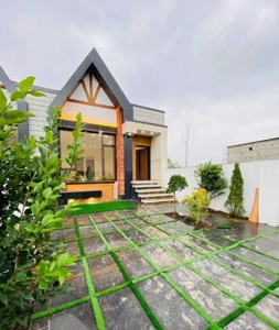 همکف نما انگلیس/نوساز/تهرانینشین/نزدیک جنگل و دریا