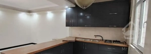 اباذر، نزدیک مترو، ۸۵متر۲خوابه، بازسازی، بدون مالک