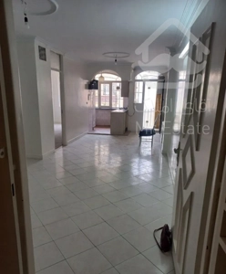 اجاره آپارتمان ۶۰ متری ۱ خوابه طبقه ۳ در استخر