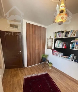 آپارتمان شیک مشرف به پارک