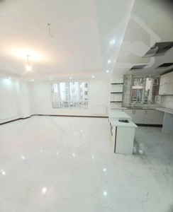 ۱۳۰ متر ۳ خواب فول کلید نخورده سالن پرده خور