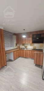 ۸۸متر با پارکینگ و ۱۵متر پاسیو شریعتی. کلیم کاشانی