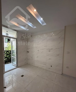 ۶۰ متر کلیدنخورده فول امکانات