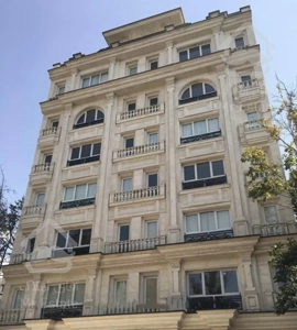 آپارتمان،۹۵متر،۲خواب/تاپ لوکیشن