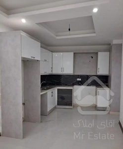 ۱۰۲متری نوساز/فول/ مقرون بصرفه/طبقه بالا