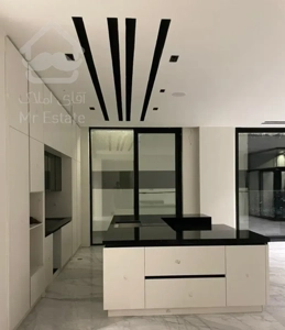 فروش آپارتمان ۳۰۰ متری ۴ خوابه در نیاوران