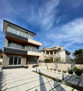 ویلای ۳۳۵متری تریپلکس تنکابن