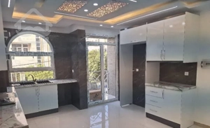 ۵۸ متر(رو به آفتاب/پارکینگ انباری/فردوس )