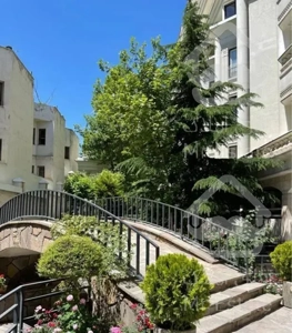 برج باغ فرشته آقابزرگی( دیپلمات نشین)