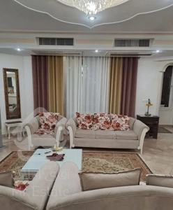 حصاری ۹۰ متر روبه آفتاب